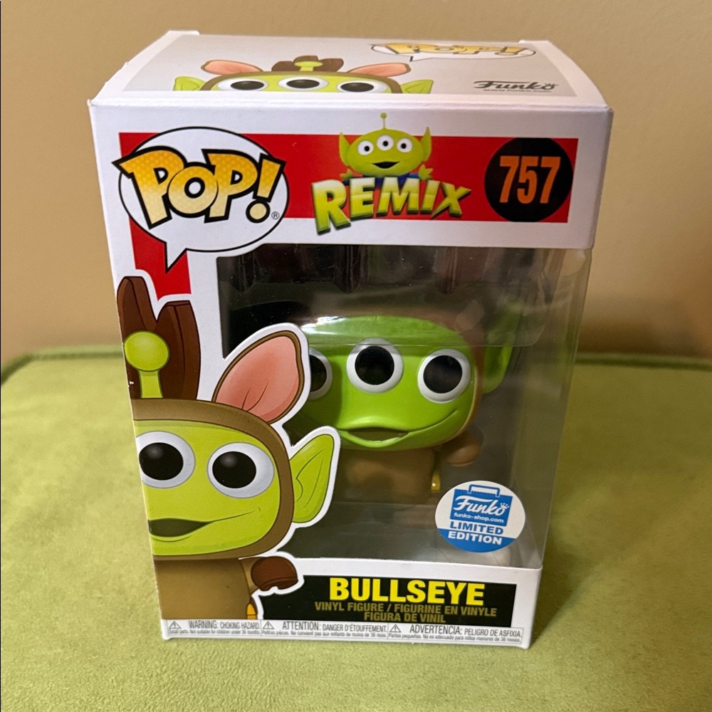Funko Pop! Disney: Pixar Alien as Bullseye - Picture 3 of 8